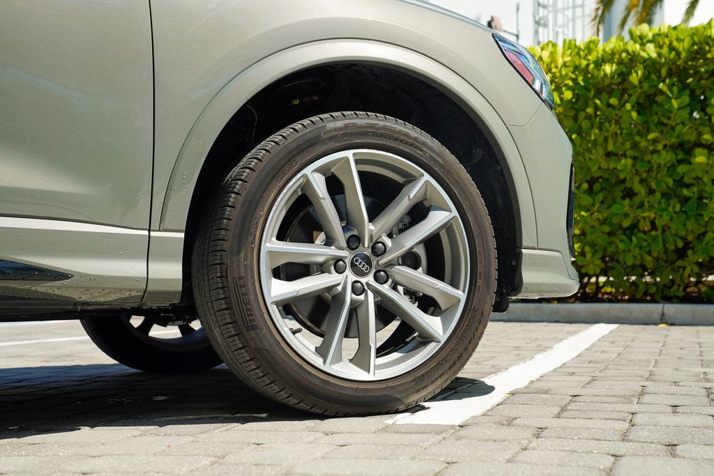 2024 Audi Q3 S line Premium Plus 45 TFSI photo 45