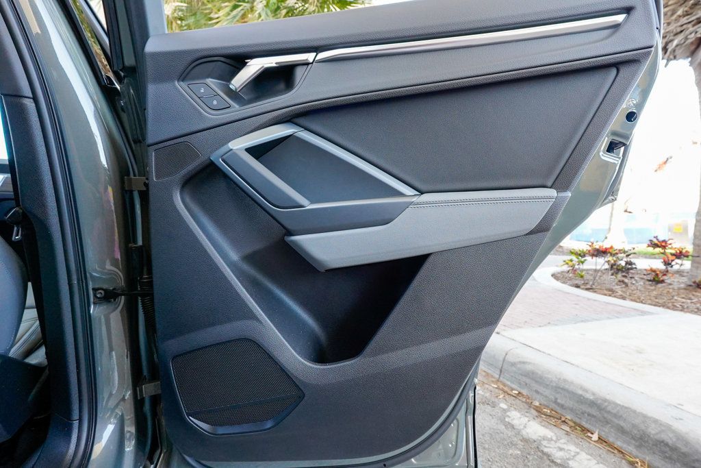 2024 Audi Q3 S line Premium Plus 45 TFSI quattro - 22888894 - 90