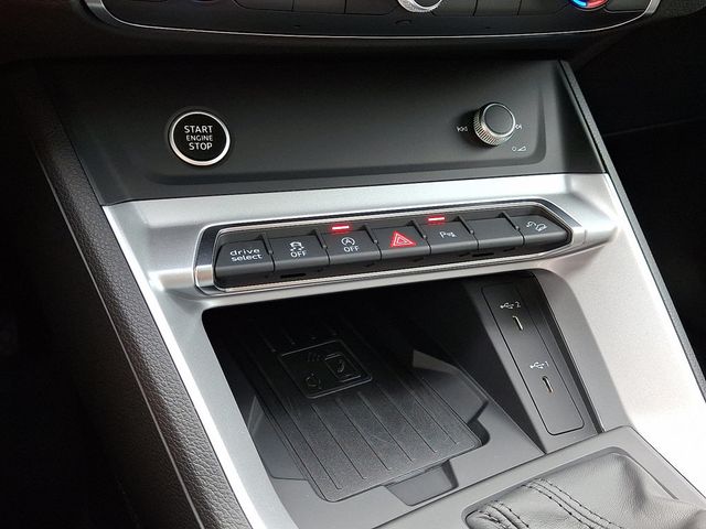 2024 Audi Q3 S line Premium Plus 45 TFSI quattro - 22919189 - 24