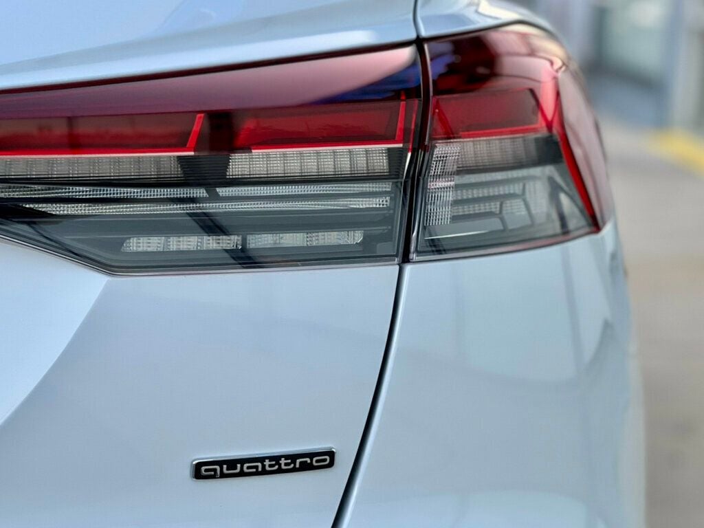 2024 Audi Q4 50 55 E-tron Premium photo 10