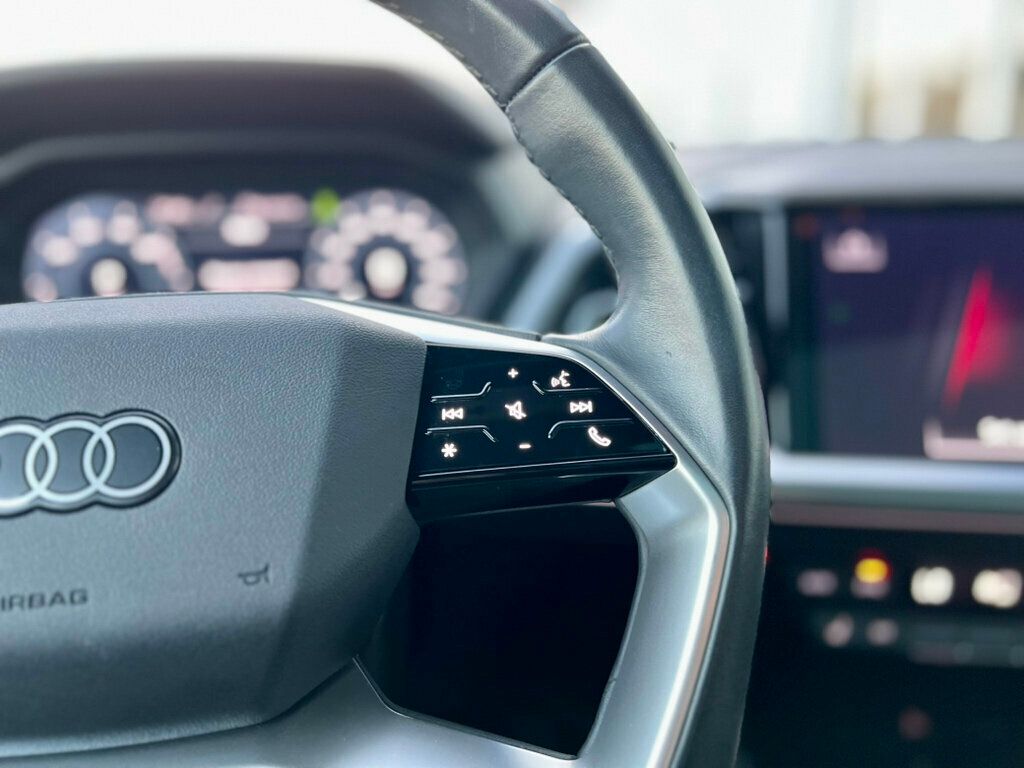 2024 Audi Q4 50 55 E-tron Premium photo 19