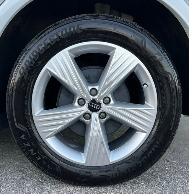 2024 Audi Q4 e-tron Premium 50 quattro - 22917553 - 29