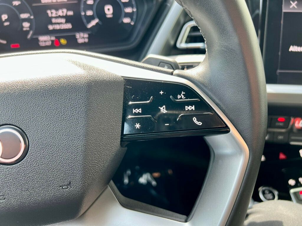 2024 Audi Q4 50 55 E-tron Premium photo 16