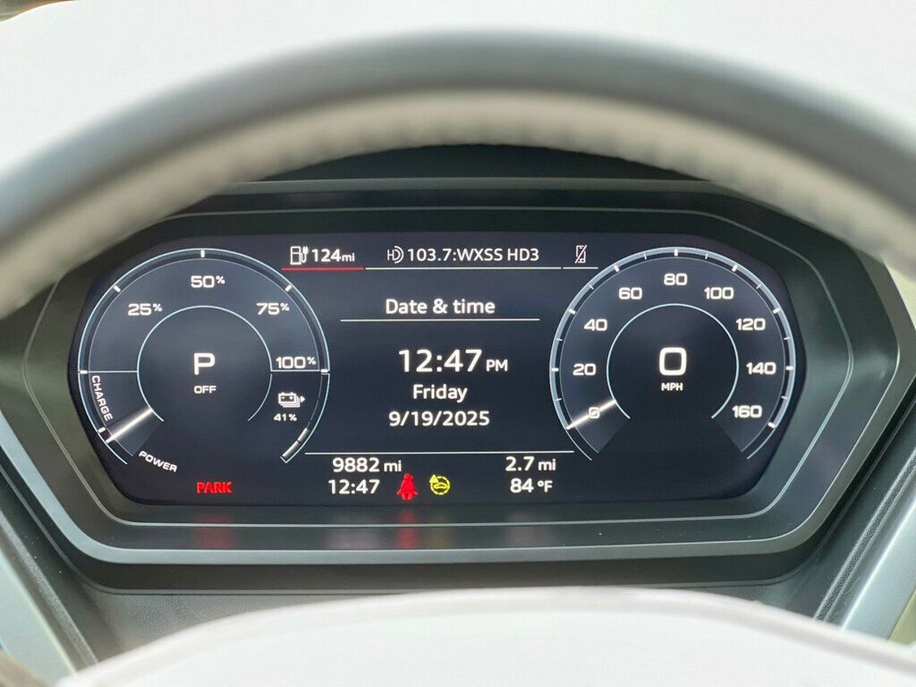 2024 Audi Q4 50 55 E-tron Premium photo 17