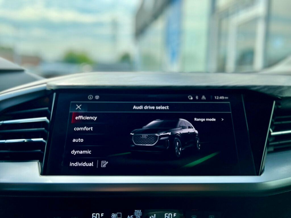 2024 Audi Q4 50 55 E-tron Premium photo 23
