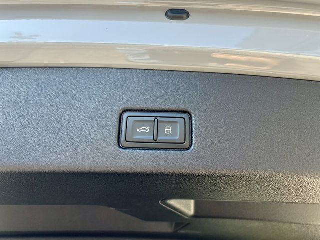 2024 Audi Q4 e-tron Premium 55 quattro - 23055948 - 9