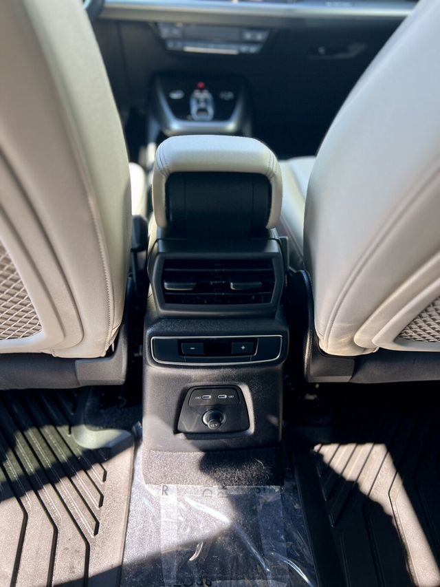 2024 Audi Q4 e-tron Premium 55 quattro - 23055948 - 17