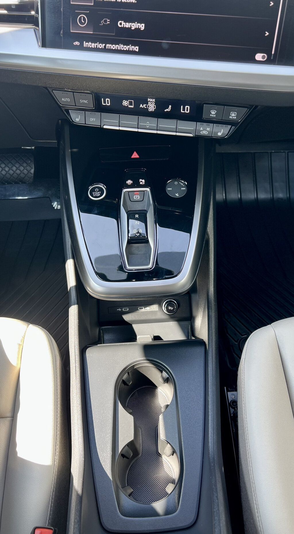 2024 Audi Q4 e-tron Premium 55 quattro - 23055948 - 27