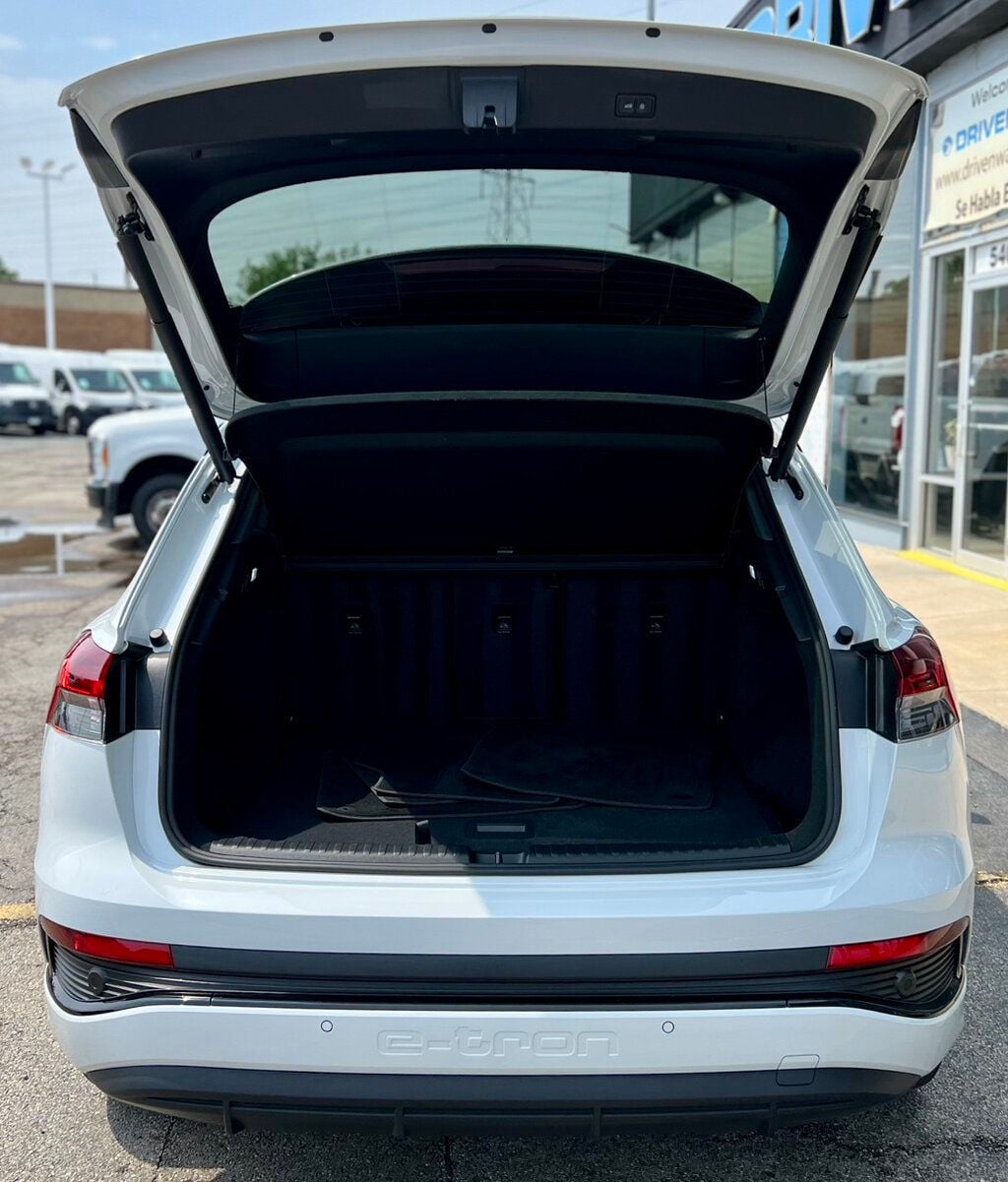 2024 Audi Q4 e-tron Premium Plus 55 quattro - 23061962 - 9