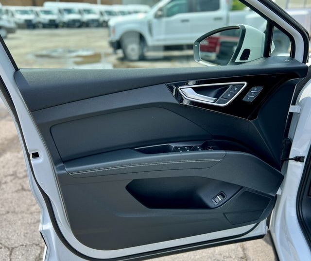 2024 Audi Q4 e-tron Premium Plus 55 quattro - 23061962 - 12