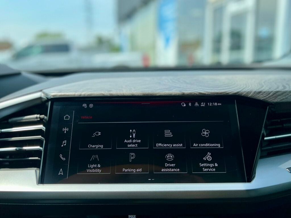 2024 Audi Q4 e-tron Premium Plus 55 quattro - 23061962 - 22