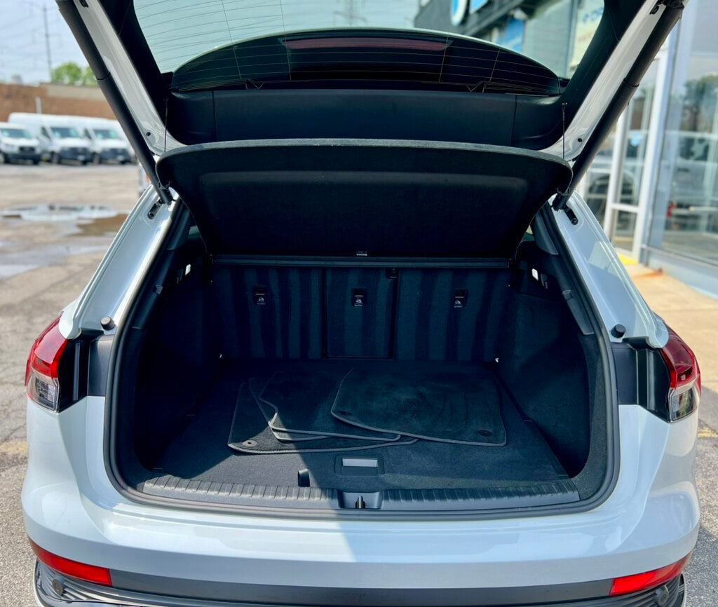 2024 Audi Q4 e-tron Premium Plus 55 quattro - 23061962 - 8