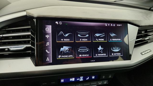 2024 Audi Q4 e-tron Premium Plus 55 quattro - 22945330 - 16