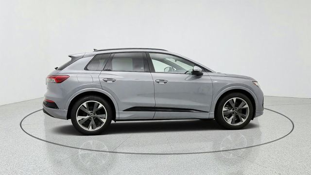 2024 Audi Q4 e-tron Premium Plus 55 quattro w/ Black Optic Pkg & Trailer Hitch - 23081006 - 3