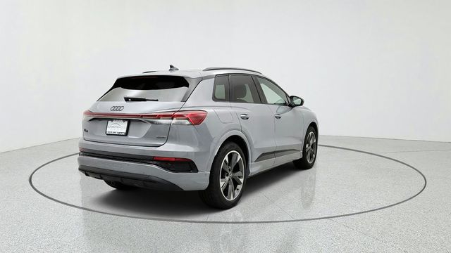 2024 Audi Q4 e-tron Premium Plus 55 quattro w/ Black Optic Pkg & Trailer Hitch - 23081006 - 4