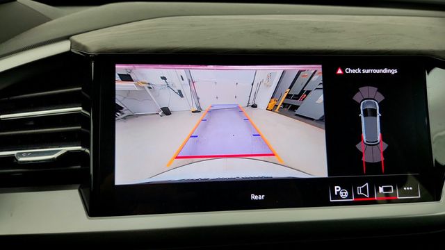 2024 Audi Q4 e-tron Premium Plus 55 quattro with Black Optic Package - 22945330 - 18