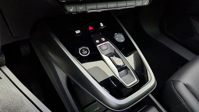 2024 Audi Q4 e-tron Premium Plus 55 quattro with Black Optic Package - 22946567 - 16