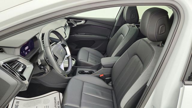 2024 Audi Q4 e-tron Premium Plus 55 quattro with Black Optic Package - 22946567 - 20