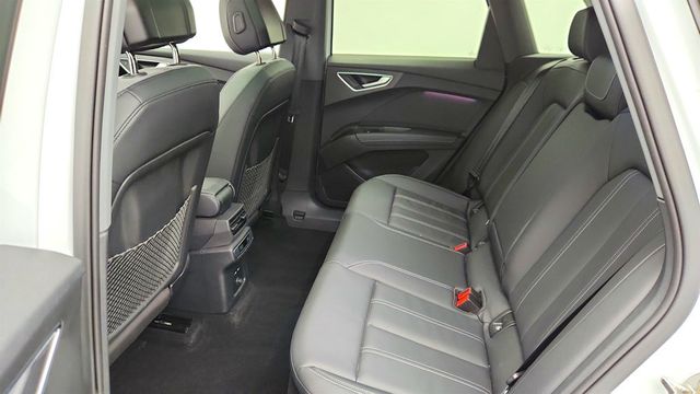 2024 Audi Q4 e-tron Premium Plus 55 quattro with Black Optic Package - 22956545 - 41