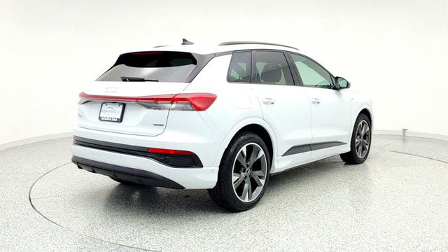 2024 Audi Q4 e-tron Premium Plus 55 quattro with Black Optic Package - 22956545 - 4