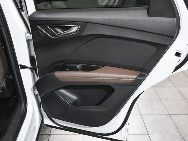 2024 Audi Q4 e-tron Prestige - 22946048 - 13