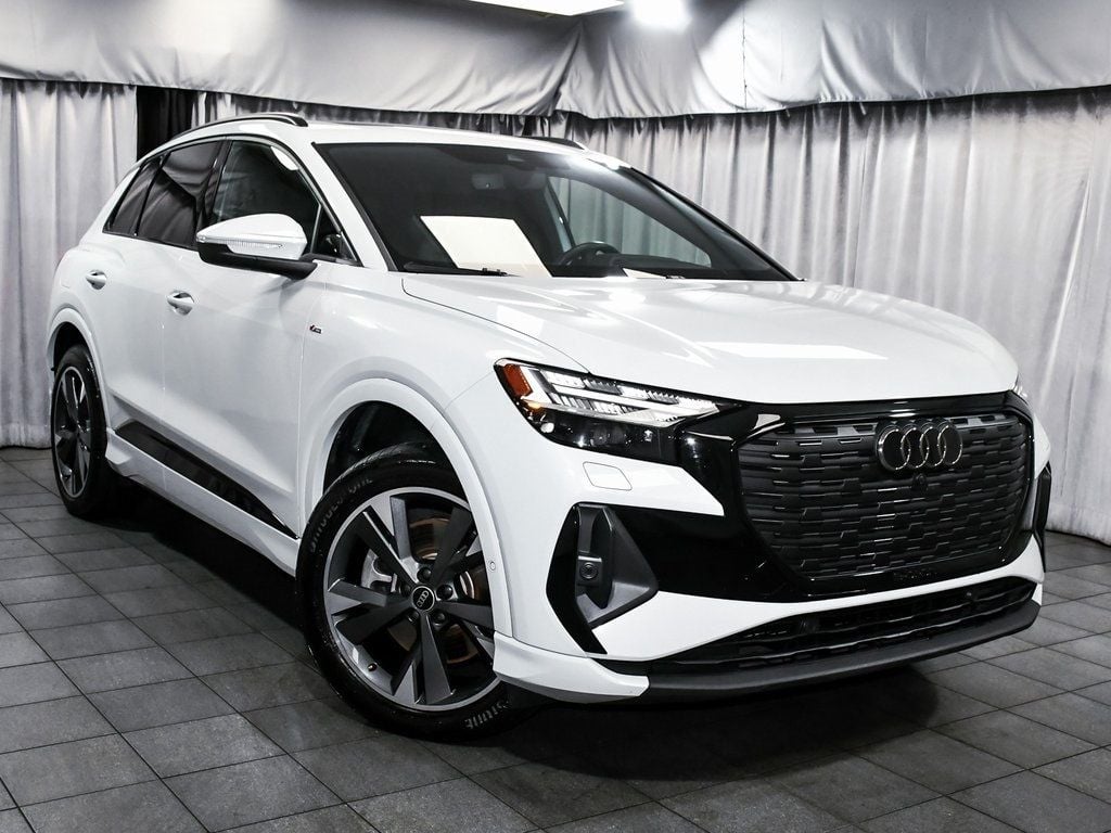 2024 Audi Q4 E-tron Prestige photo 2