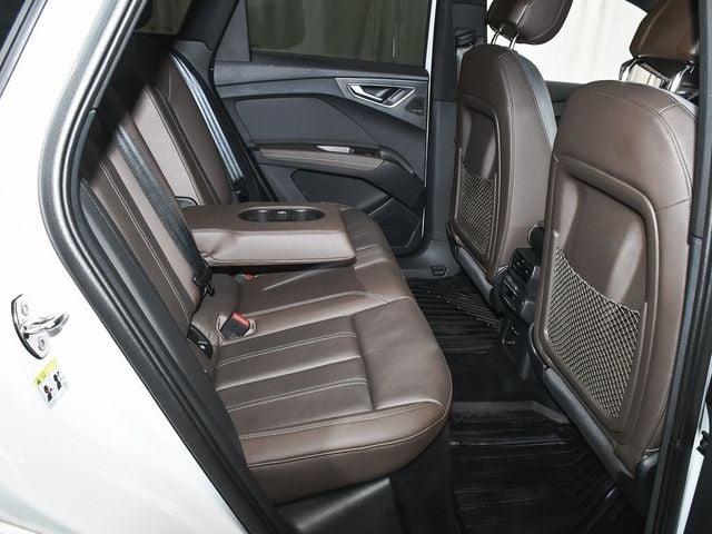 2024 Audi Q4 e-tron Prestige - 22946048 - 56
