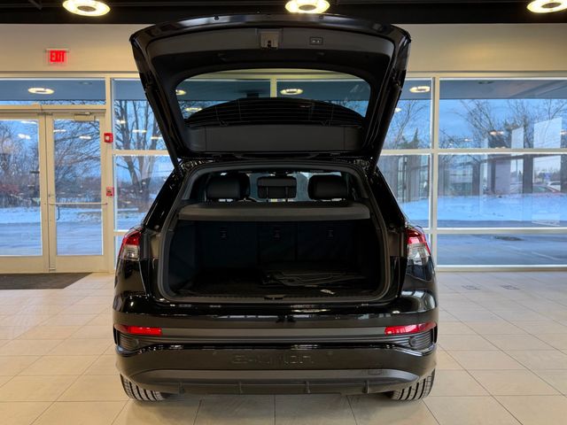 2024 Audi Q4 e-tron Prestige 55 quattro - 22980762 - 38