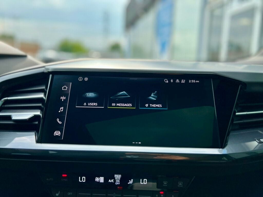 2024 Audi Q4 E-tron Sportback Premium 55 photo 22
