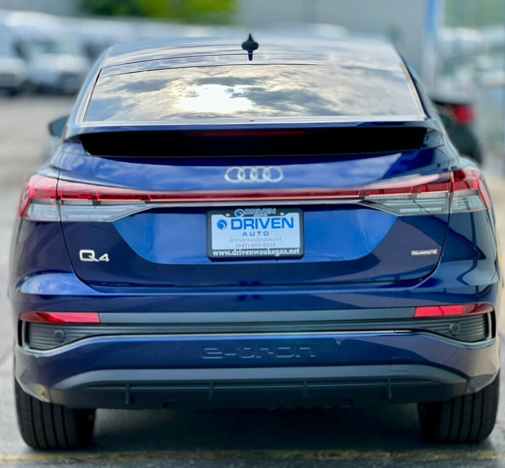 2024 Audi Q4 E-tron Sportback Premium 55 photo 4