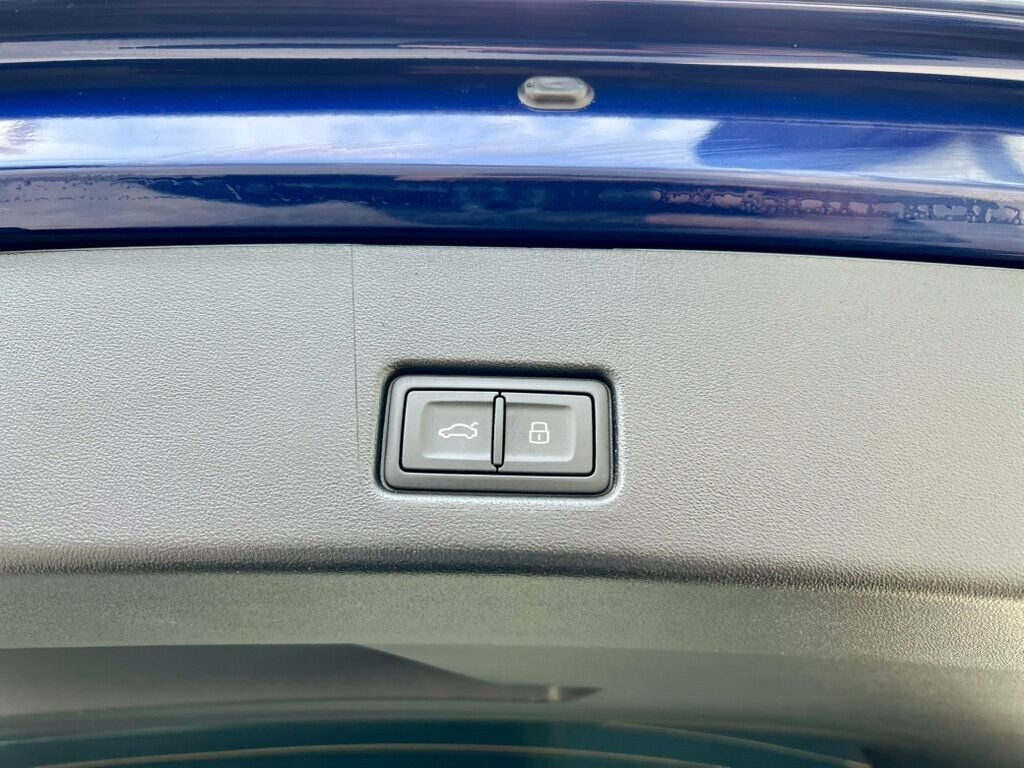 2024 Audi Q4 E-tron Sportback Premium 55 photo 9