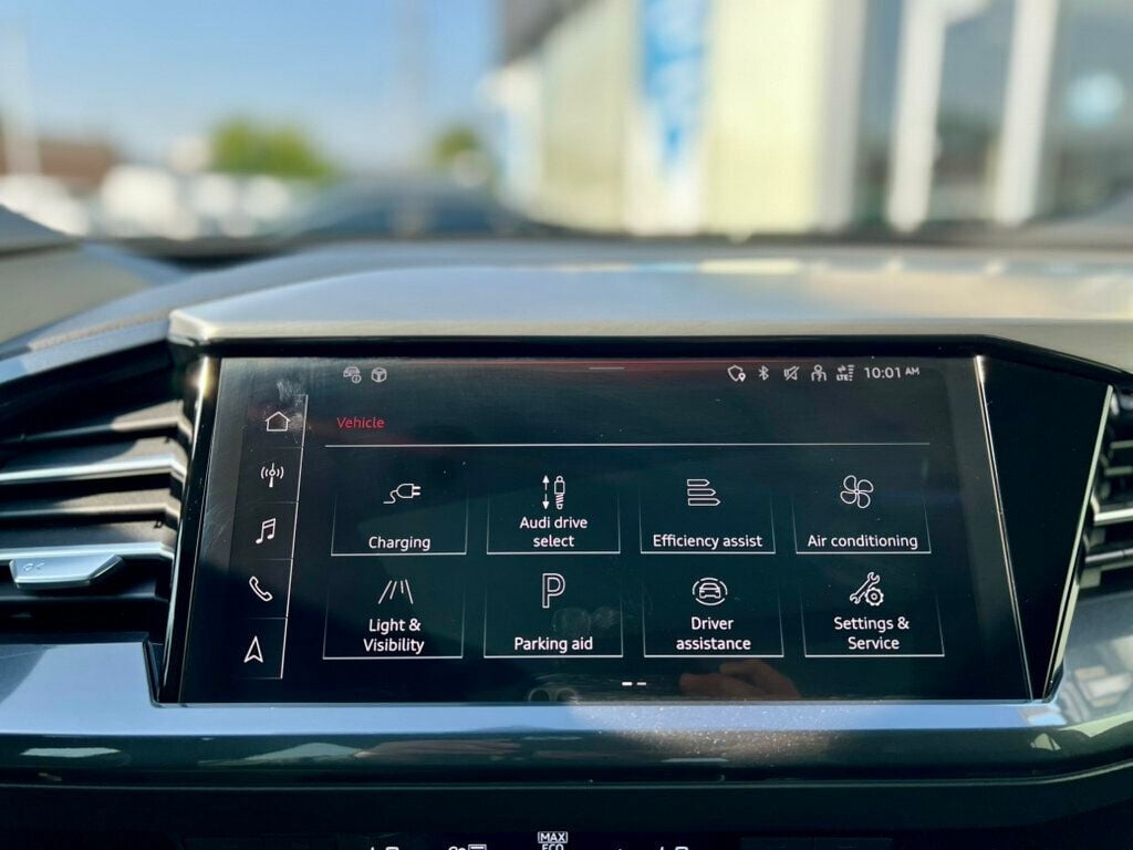 2024 Audi Q4 E-tron Sportback Premium Plus 55 photo 22