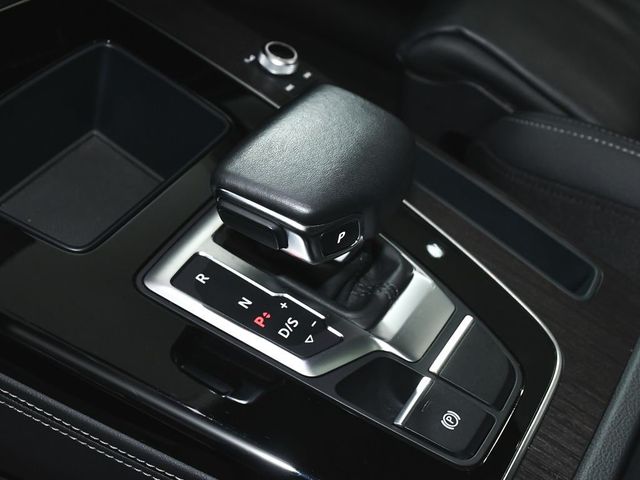 2024 Audi Q5 45 S line Premium Plus - 22993696 - 44