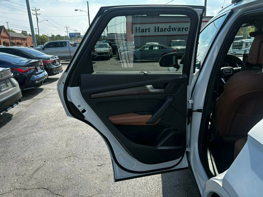 2024 Audi Q5 S line Premium Prestige photo 12