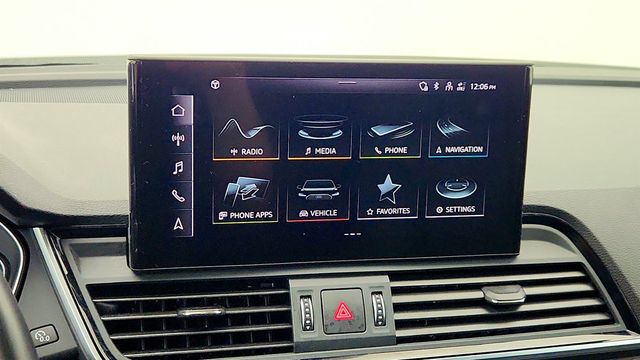 2024 Audi Q5 S line Premium 45 TFSI quattro w/ Panoramic Sunroof & CarPlay - 22996806 - 17