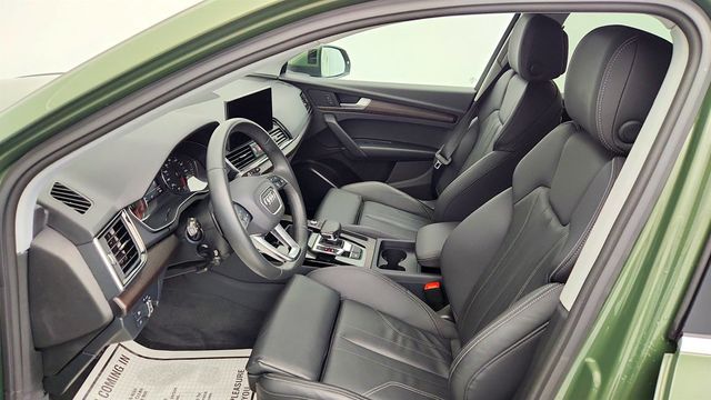 2024 Audi Q5 S line Premium 45 TFSI quattro w/ Panoramic Sunroof & CarPlay - 22996806 - 19