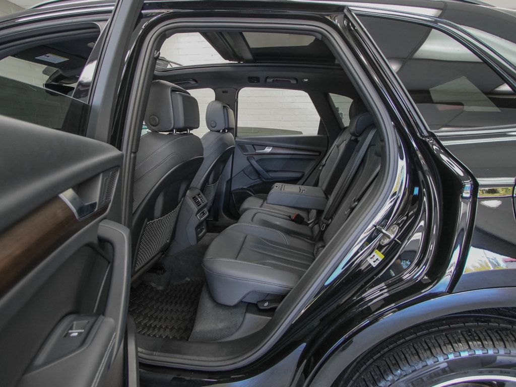 Audi Q5 photo 26