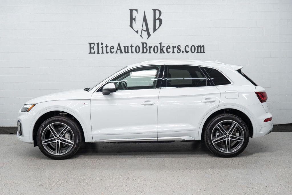 2024 Audi Q5 S line Premium Plus photo 2