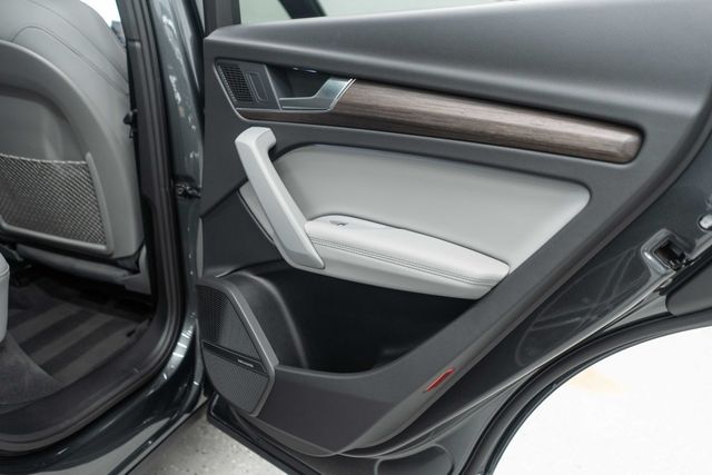 2024 Audi Q5 S line Premium Plus 55 TFSI e quattro - 22943255 - 30