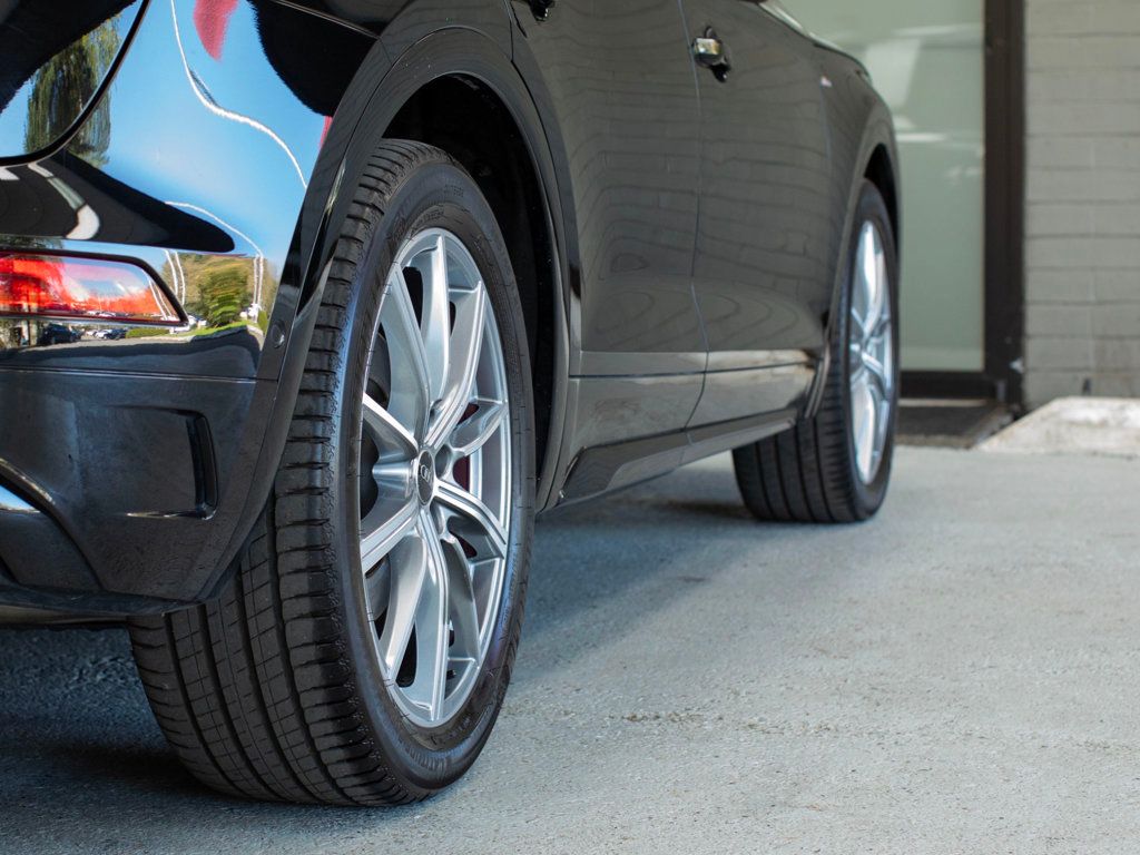 2024 Audi Q5 S line Prestige 55 TFSI Premium photo 38