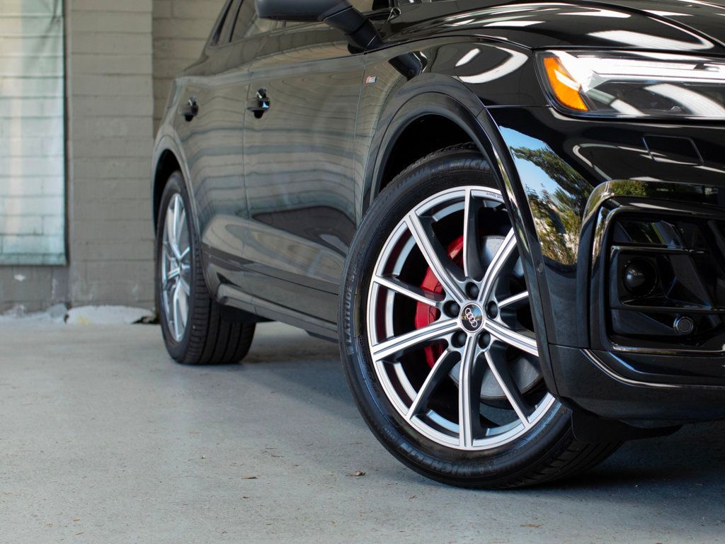 2024 Audi Q5 S line Prestige 55 TFSI Premium photo 8