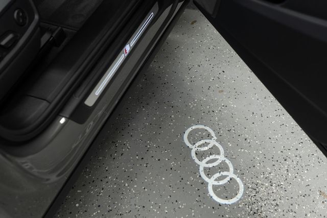 2024 Audi Q5 S line Prestige 55 TFSI e quattro - 22949489 - 11