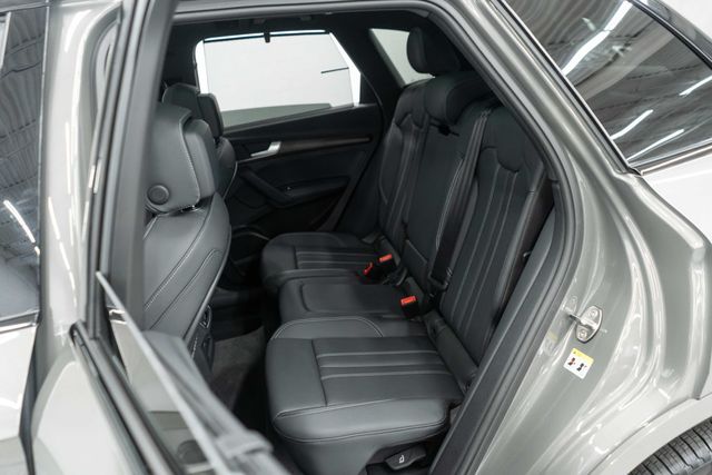 2024 Audi Q5 S line Prestige 55 TFSI e quattro - 22949489 - 16