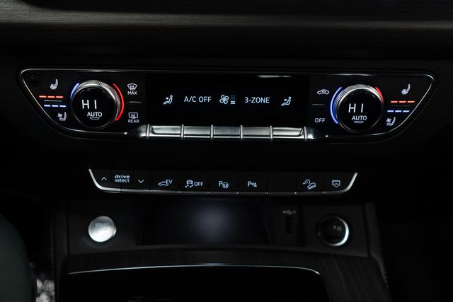 2024 Audi Q5 S line Prestige 55 TFSI e quattro - 22949489 - 29