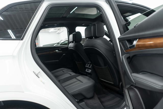 2024 Audi Q5 S line Prestige 55 TFSI e quattro - 22949490 - 12