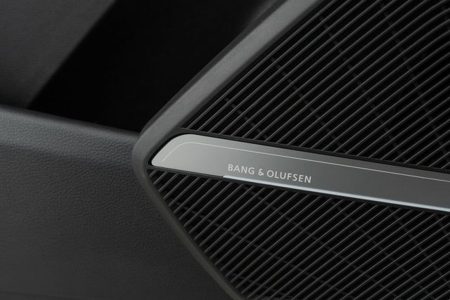 2024 Audi Q5 S line Prestige 55 TFSI e quattro - 22949490 - 19