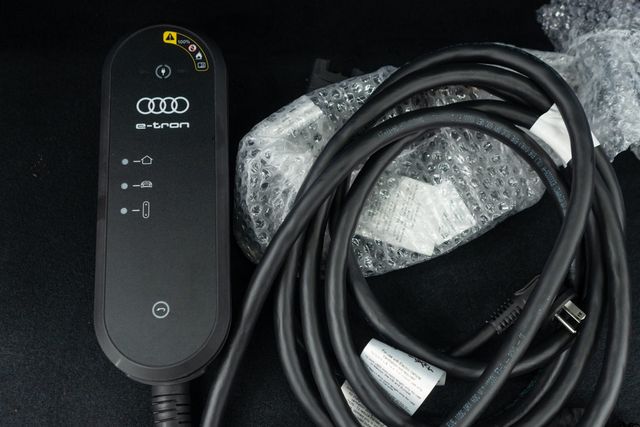 2024 Audi Q5 S line Prestige 55 TFSI e quattro - 22949490 - 40