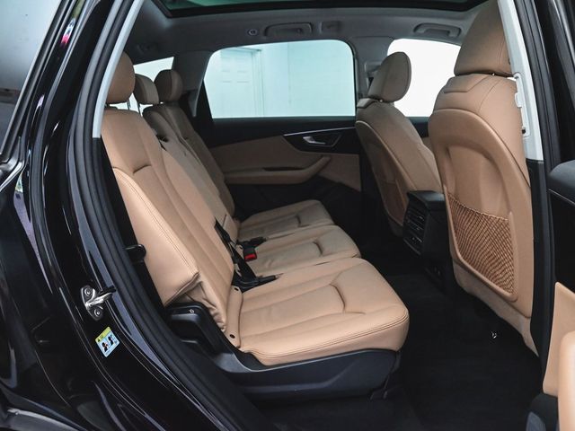 2024 Audi Q7 45 Premium - 22920416 - 32