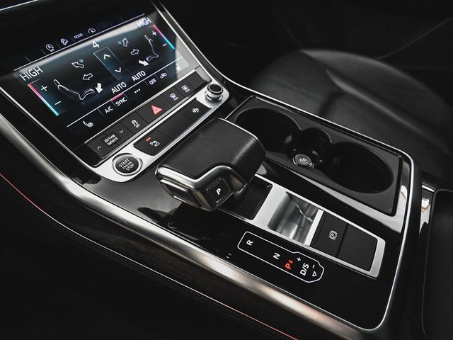 2024 Audi Q7 45 Premium Plus - 22996748 - 29