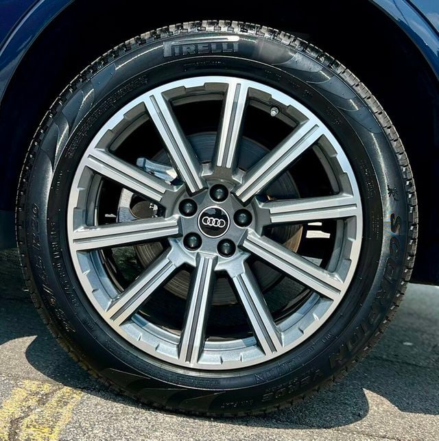 2024 Audi Q7 Premium Plus 45 TFSI quattro - 23055160 - 31